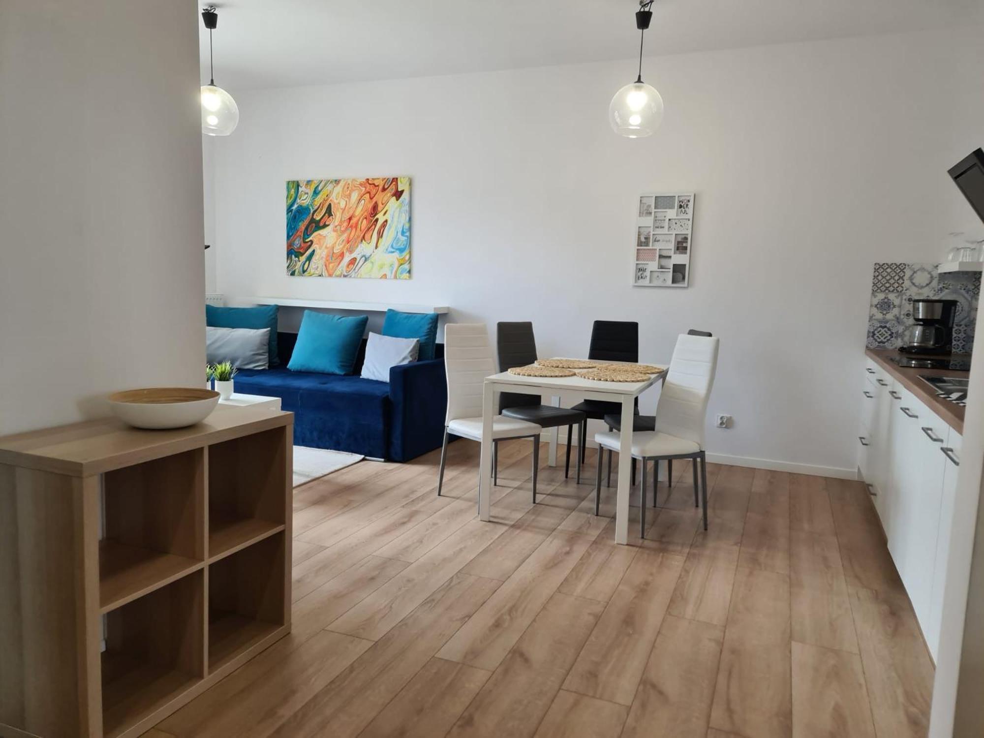 Apartamenty "La Villa" Superior II Z Dwoma Sypialniami, Balkonem, Parkingiem, Blisko Centrum 쿠도바-즈루이 외부 사진