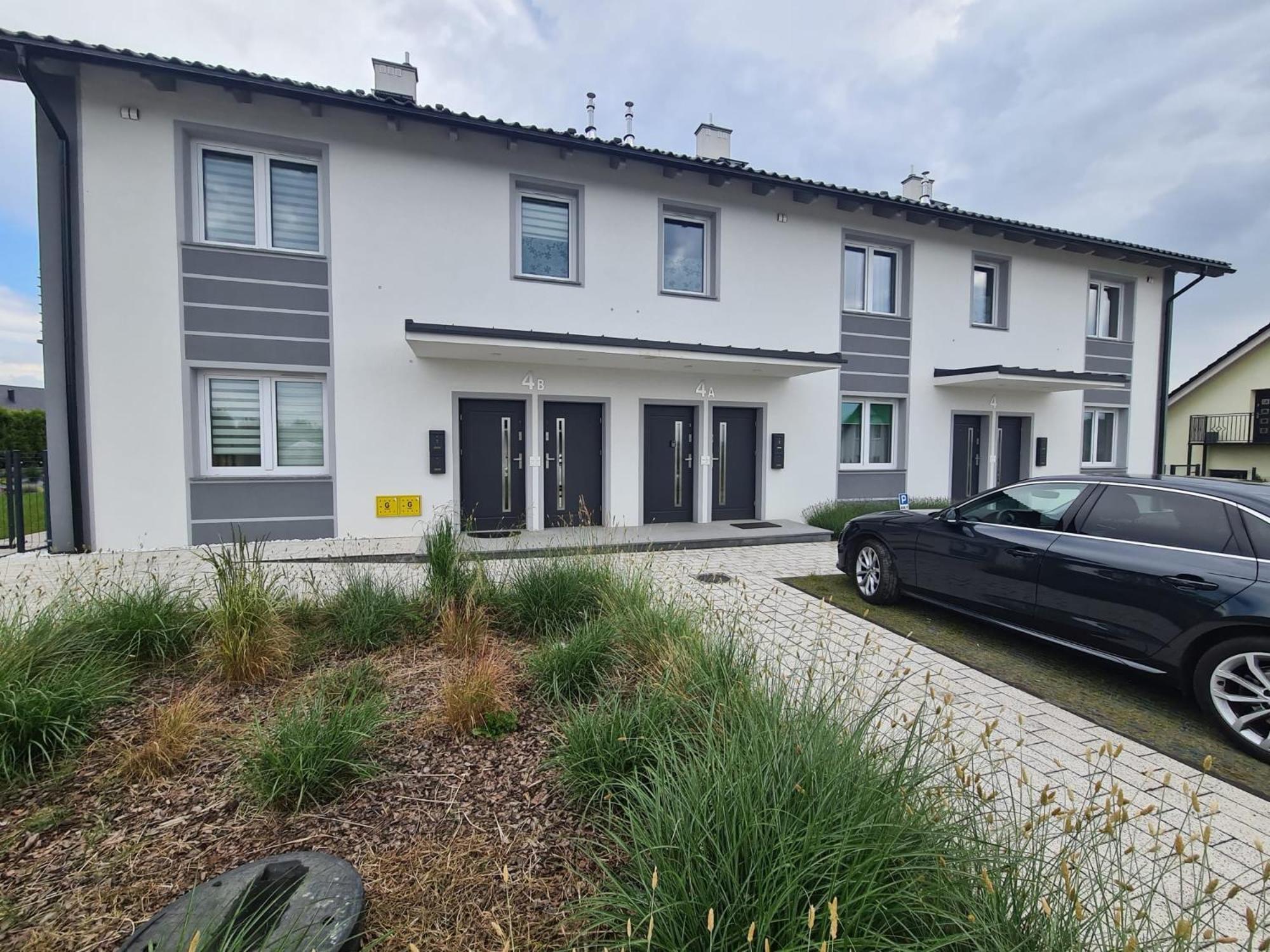 Apartamenty "La Villa" Superior II Z Dwoma Sypialniami, Balkonem, Parkingiem, Blisko Centrum 쿠도바-즈루이 외부 사진