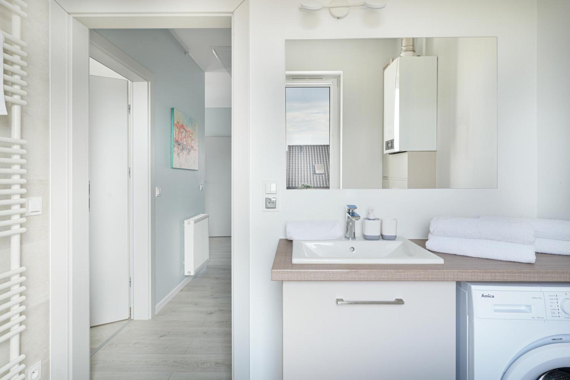 Apartamenty "La Villa" Superior II Z Dwoma Sypialniami, Balkonem, Parkingiem, Blisko Centrum 쿠도바-즈루이 외부 사진