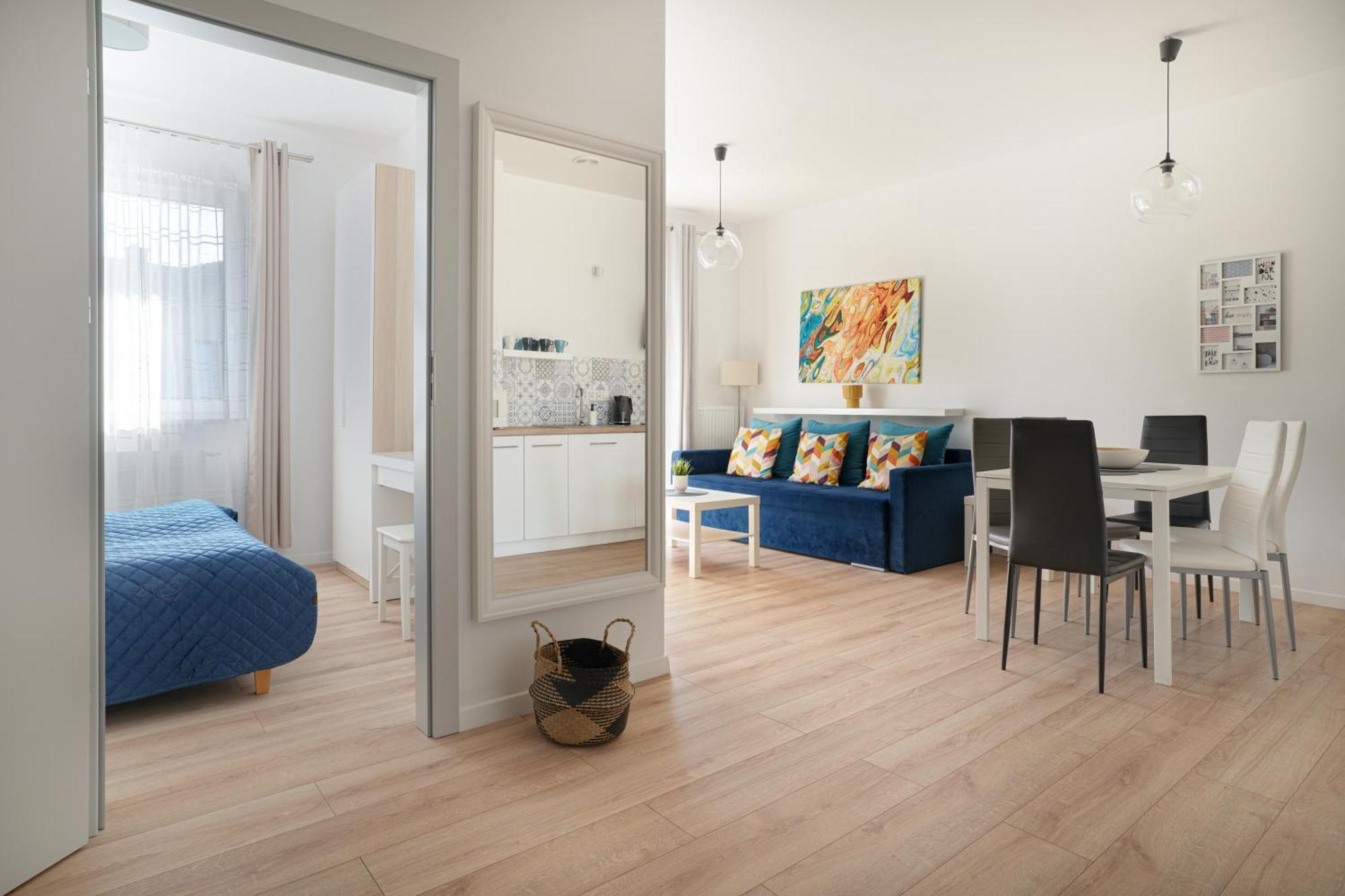 Apartamenty "La Villa" Superior II Z Dwoma Sypialniami, Balkonem, Parkingiem, Blisko Centrum 쿠도바-즈루이 외부 사진