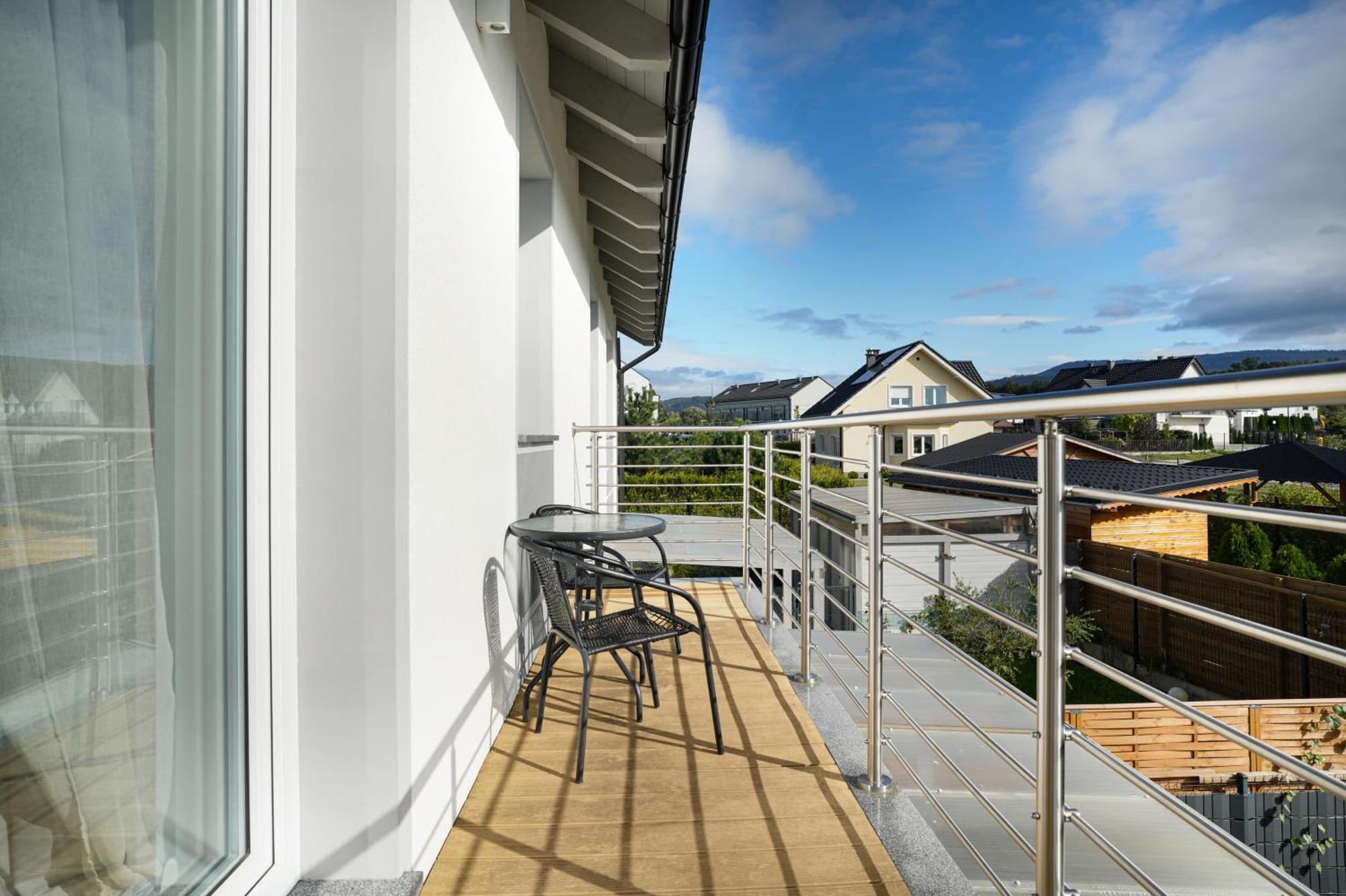 Apartamenty "La Villa" Superior II Z Dwoma Sypialniami, Balkonem, Parkingiem, Blisko Centrum 쿠도바-즈루이 외부 사진