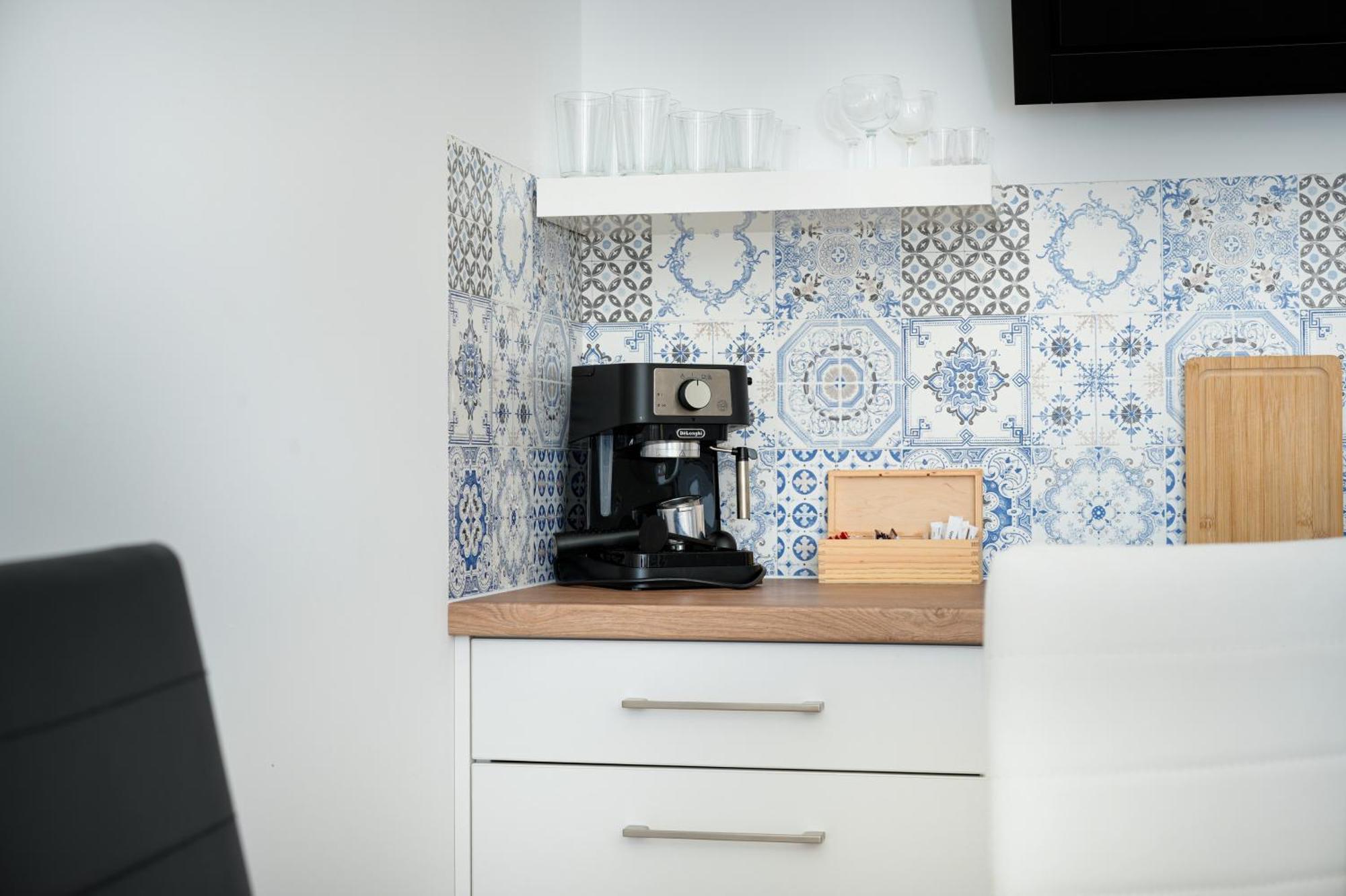 Apartamenty "La Villa" Superior II Z Dwoma Sypialniami, Balkonem, Parkingiem, Blisko Centrum 쿠도바-즈루이 외부 사진
